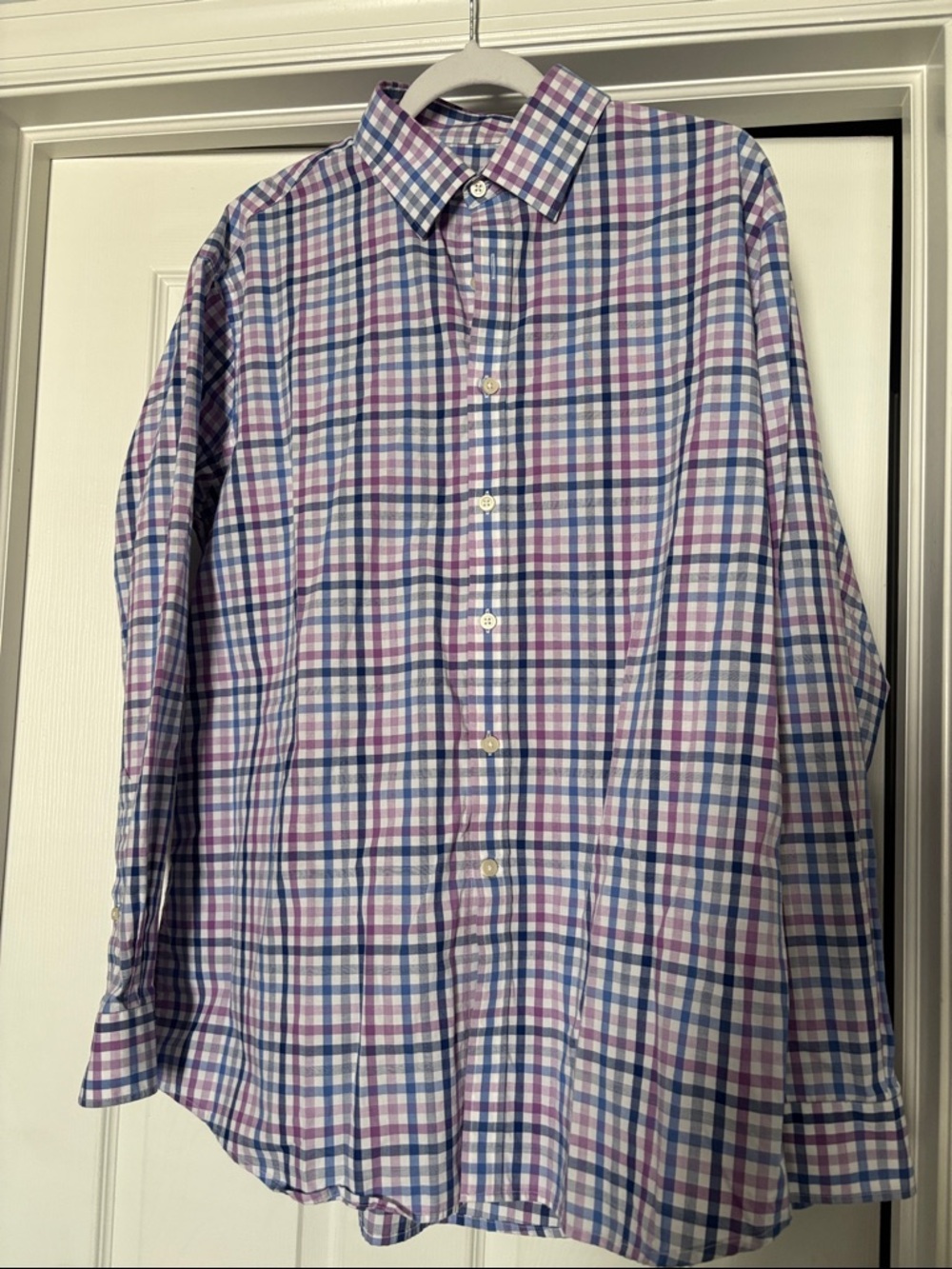 Jos. A Banks Checked Button-Up Shirt in Blue & Purple size XL